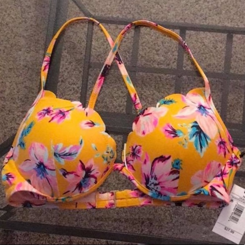 38C Swim Top